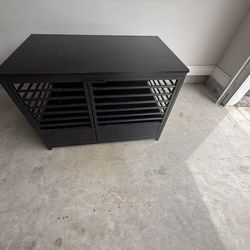 Indoor dog cage