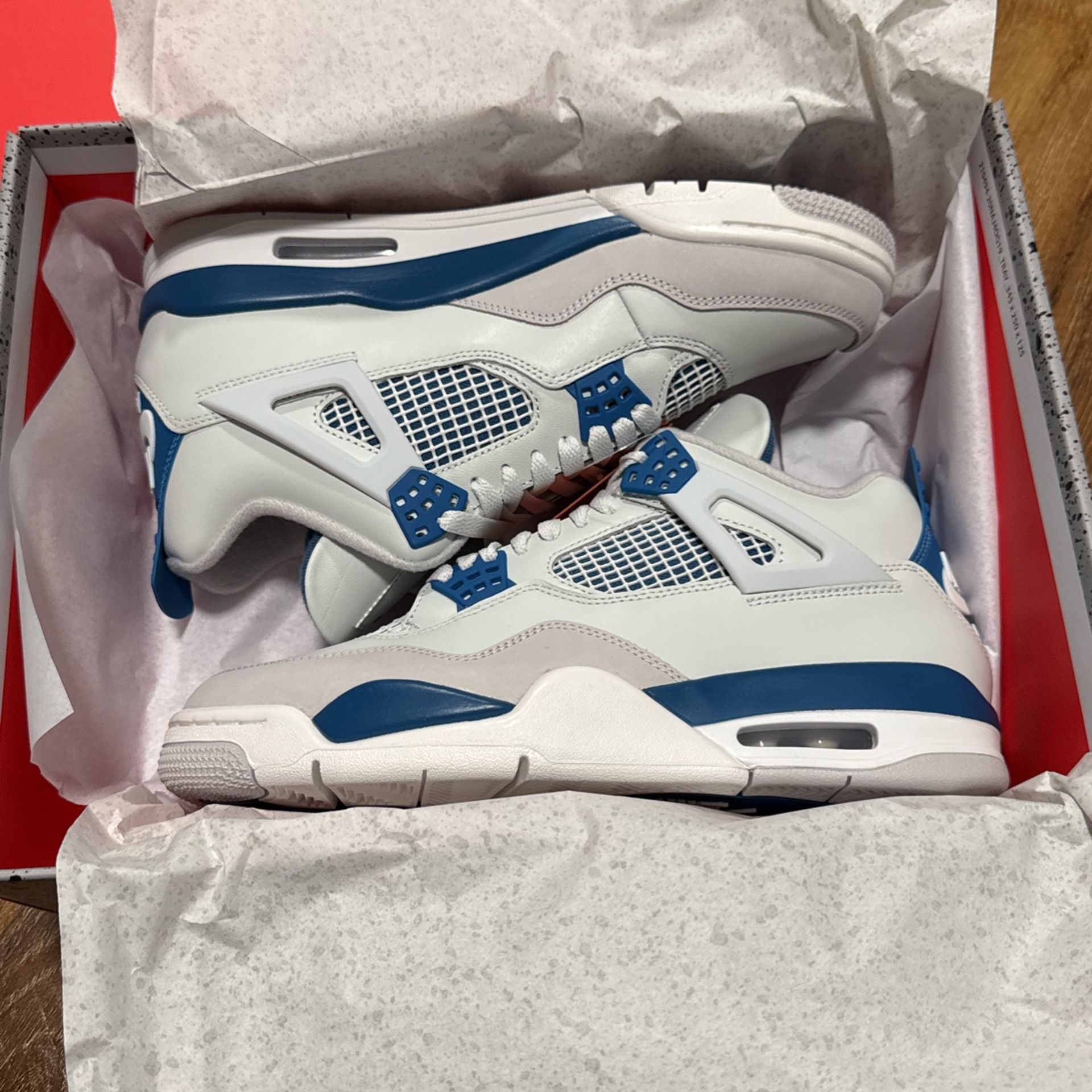 Air Jordan 4 Industrial Blue Size 9.5 