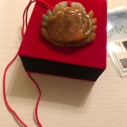 Natural red jade and green color carved crab 🦀 pendant