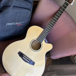 FRETLIGHT ACOUSTIC ELECTRIC GUITAR