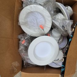 9 Recessed Ceiling LEDs