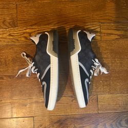 Coach Signature Low-Top Sneakers