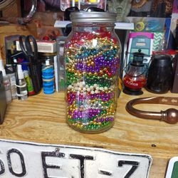 Holiday. Beads. $5