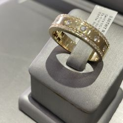 Men’s 14k Yellow Gold Ring With Round Diamonds