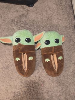 Adult Grogu Slippers