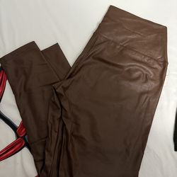 Womans legging size Large