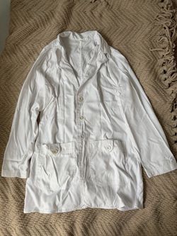 White lab coats with pockets