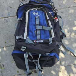 Backpacking Travel Backpack With Removeable Daybag