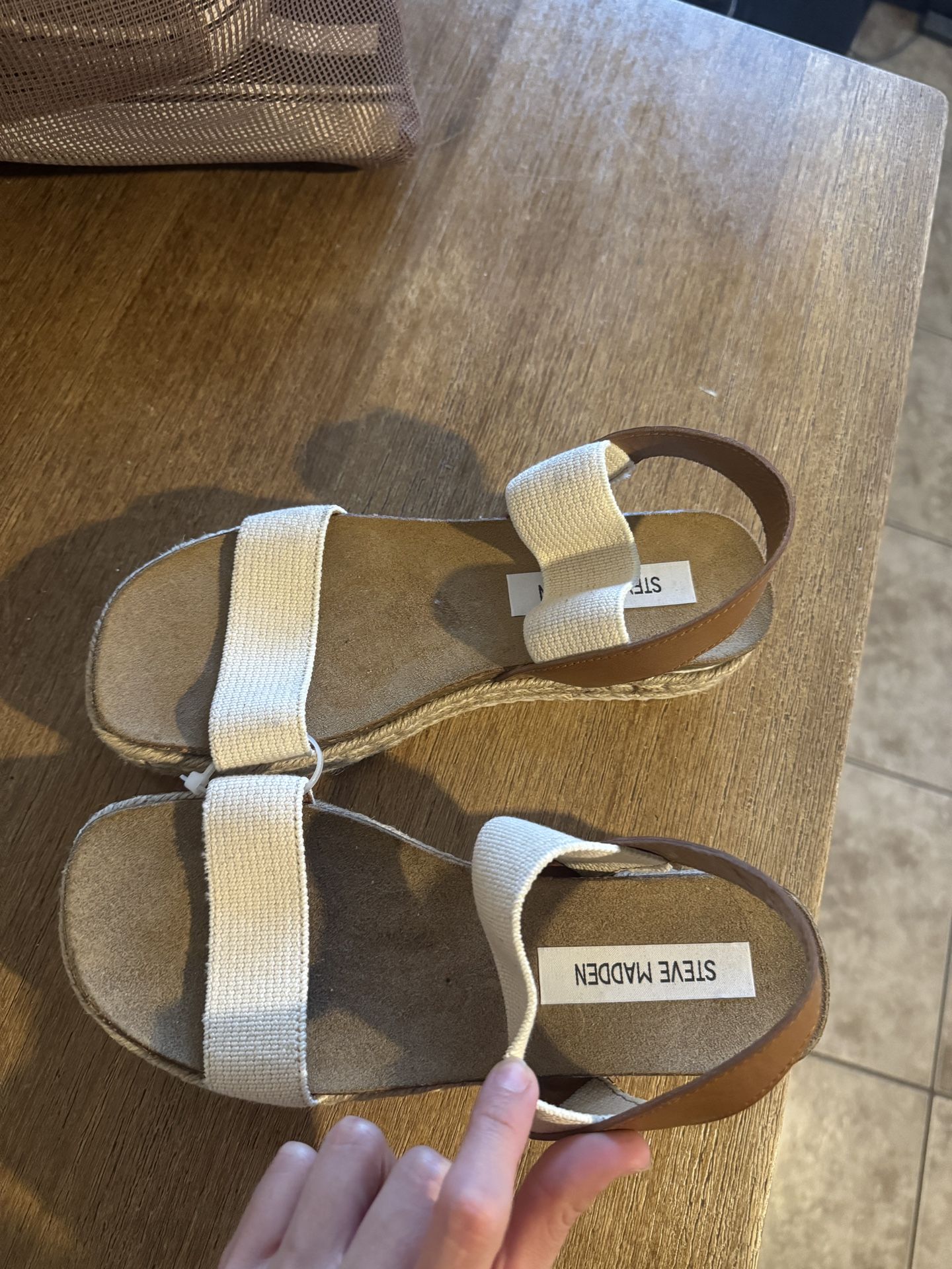 New Steven Madden Wedges 