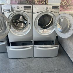 Whirlpool Washer And Electric Dryer 