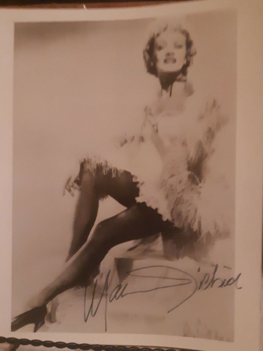 Marlena Dietrich 8x10 Signed Autograph