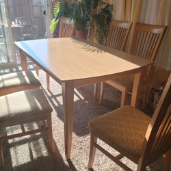 Dining  Table  With 6 Chairs 