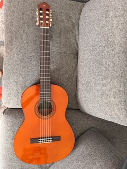 Yamaha C40 Classical Guitar