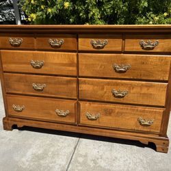 Antique Solid Wood Dresser Chest of Drawers Furniture Great Condition 