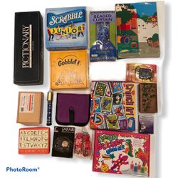 Lot (16) Kids Games toys Crafts