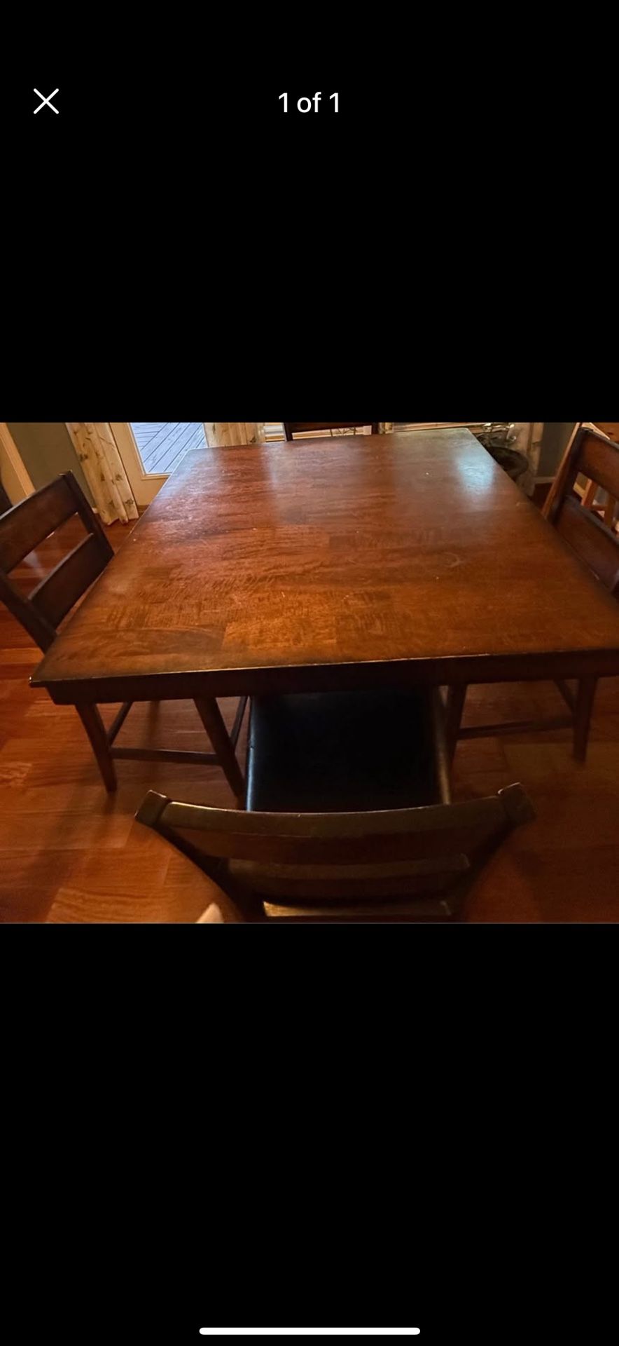 Breakfast Table - Counter Height