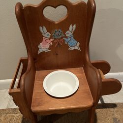 ANTIQUE WOOD TODDLER CHAIR/UPDATE