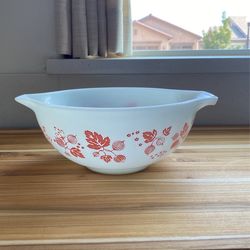 Pink Gooseberry Pyrex Bowl 443