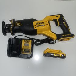 Dewalt XR 20v Max sawzall tool with battery & charger NEW