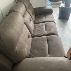 Reclining Couch 