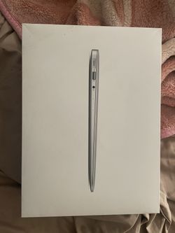 MacBook Air 13-inch Display Mid-2017