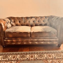 Leather Chesterfield Sofa – Solid & Comfortable (Perfect for Life / Reupholstery Project)