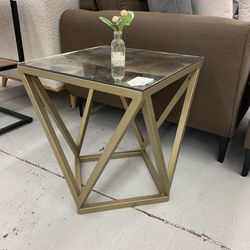 Zeely Accent Table