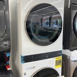 LG WASHER AND DRYER TOWER With Front Control
