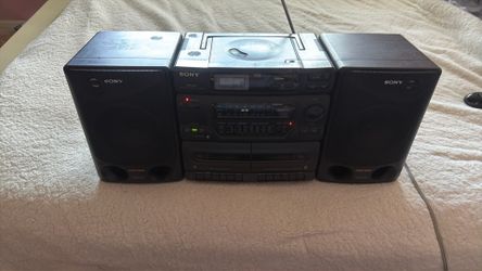 Sony Boombox.  See details