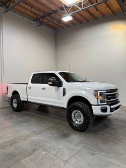 2022 Ford F350 Super Duty Crew Cab