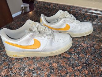 Nike Air Force 1 ’07 Low University Gold – Men’s Size 10