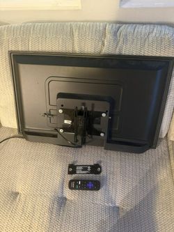 Roku 36 " With Wall Mt.