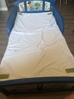 Toy Story Toddler Bed with Mattress