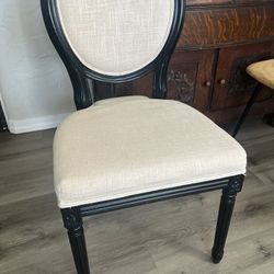 Traído al And Mid Century Style Chairs For Sale