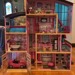 Dollhouse And Barbie Car