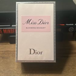 Miss Dior Perfume 