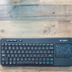 Wireless Keyboard With Trackpad
