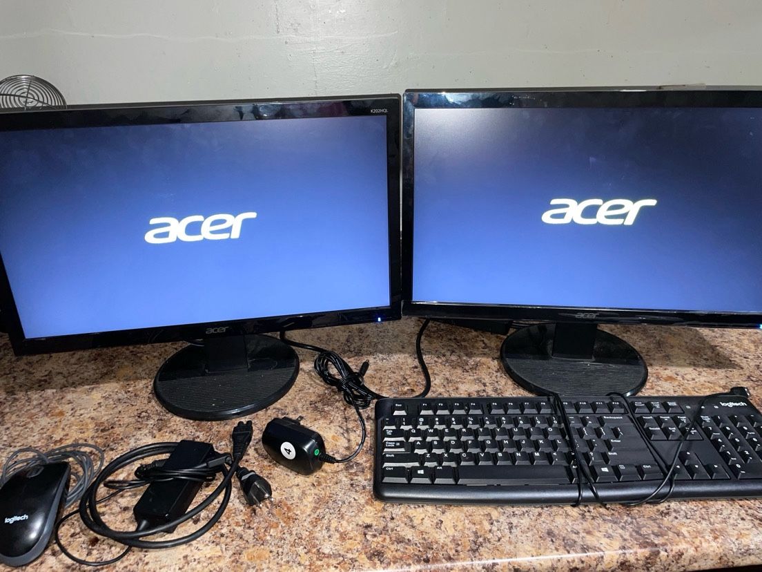ACER 19.5 in Monitors and Keyboard & mouse.