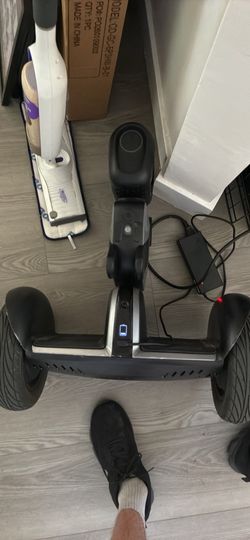 Loomo Segway