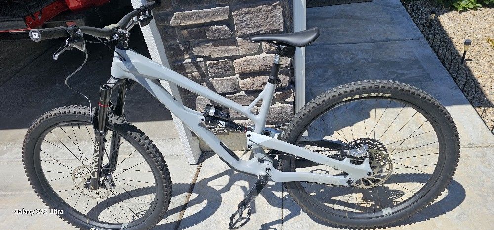YT Jeffsy Uncaged 6 Sram XX1 Eagle AXS MTB.