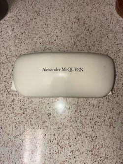 Alexander McQueen Subglasses