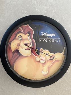 Mufassa and Baby Simba Round Circle Clock 11" Glass Face Battery Operated Wall clock Excellent Condition