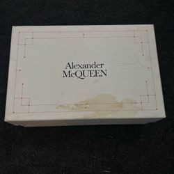 Alexander McQUEEN 