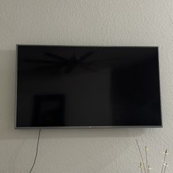 LG 75” 4K Smart TV