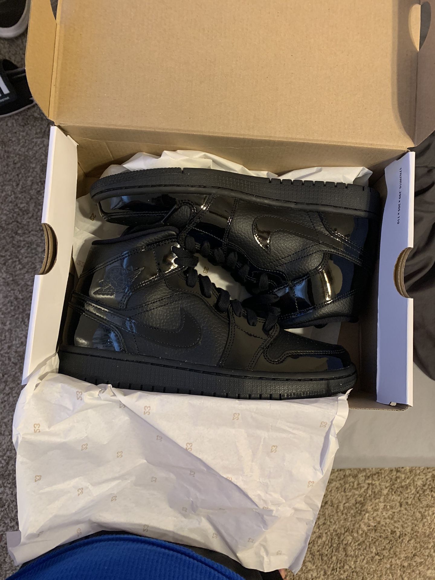 Women’s Air Jordan 1 Mid