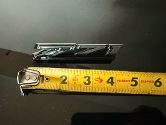 2022 - 2025 GM Z71 Grille Emblem Black Silverado Tahoe Suburban