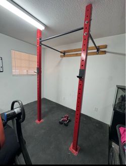 Squat rack and pull up rig