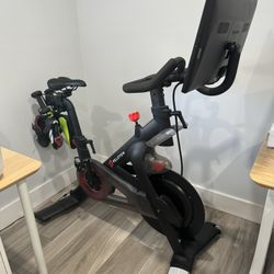 Peloton Bike