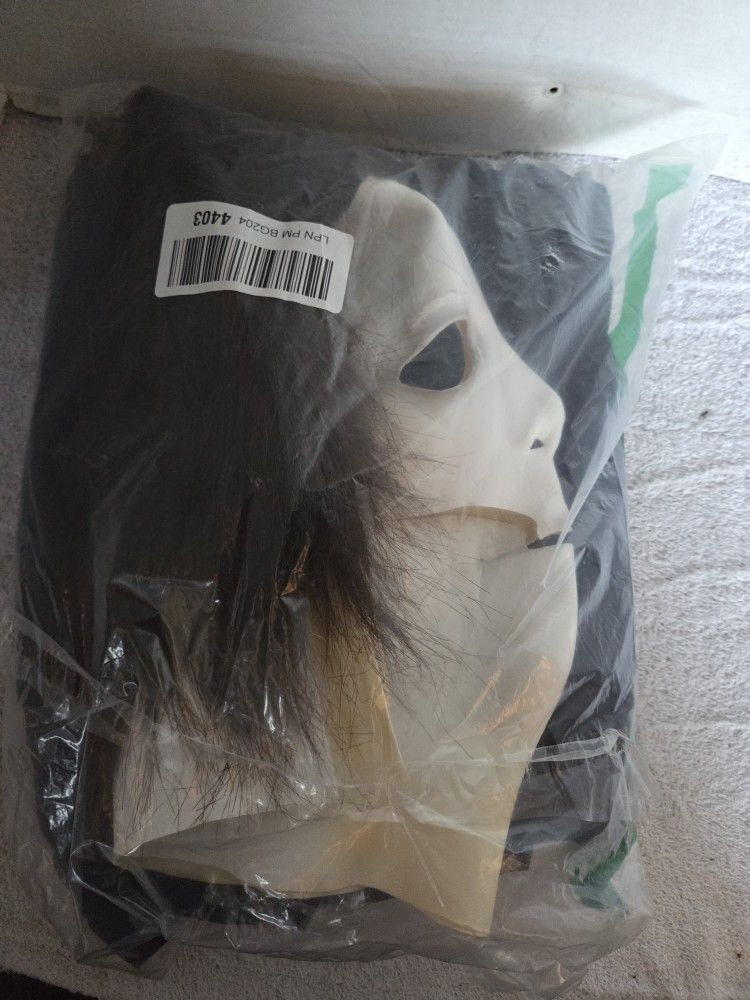 Michael Myers Adult Size Large Halloween Costumes Brand New (Price Is Firm)