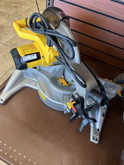 MITER SAW